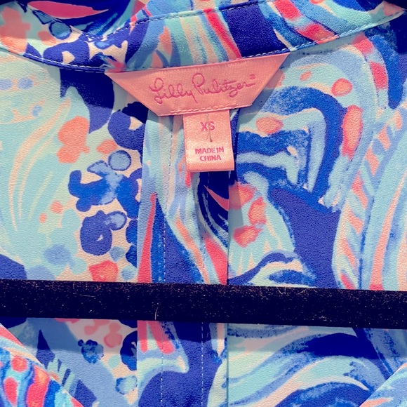 XS Lilly Pulitzer blouse - Picture 3 of 5
